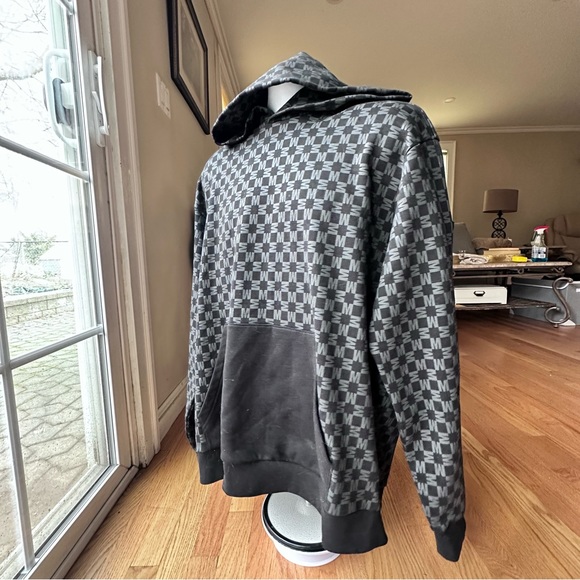 BNWT Moncler sweatshirt xl - Picture 10 of 16